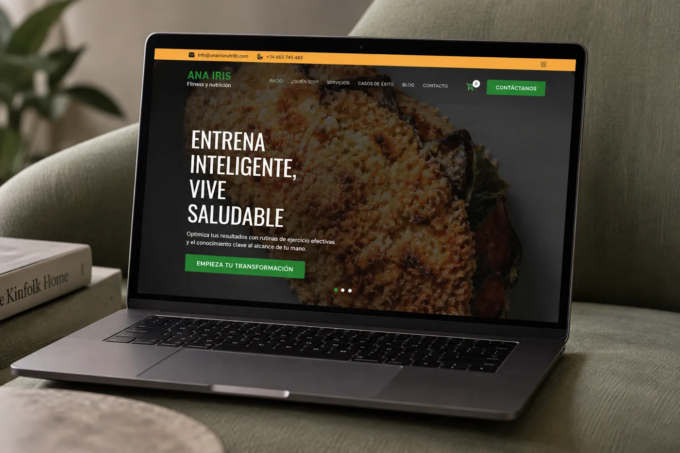 Mockup de la tienda online de Anairis Nutrición en un portátil